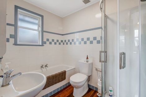 Photo of property in 22 Makiri Street, Helensville, 0800