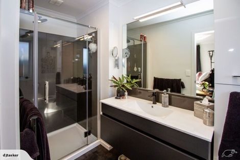 Photo of property in 21 Stoneleigh Drive, Solway, Masterton, 5810