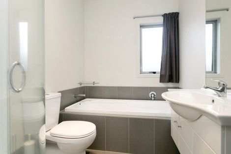 Photo of property in 23 Parata Street, Two Mile Bay, Taupo, 3330