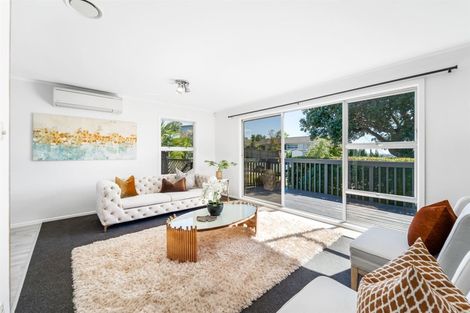 Photo of property in 10 Helvetia Drive, Browns Bay, Auckland, 0630