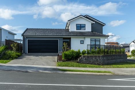 Photo of property in 2 Taikura Avenue, Red Beach, 0932