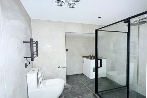 Photo of property in 2 Woolfield Road, Papatoetoe, Auckland, 2025