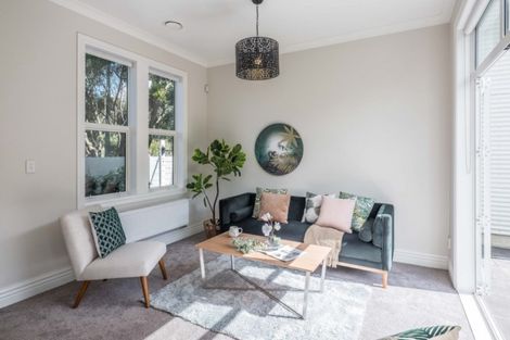 Photo of property in 51 Tinakori Road, Thorndon, Wellington, 6011