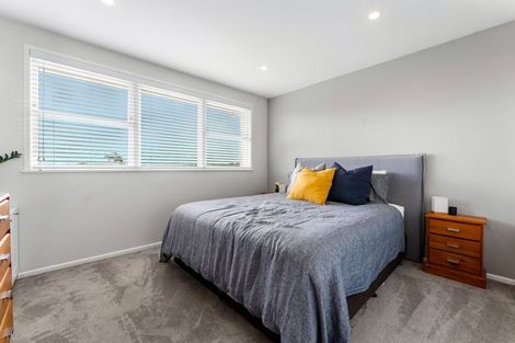 Photo of property in 2/19 Bishopgate Street, Birkdale, Auckland, 0626