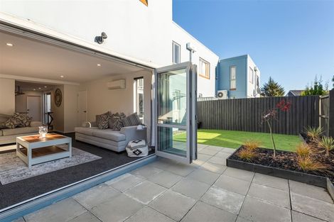 Photo of property in 64b Thackeray Place, Waltham, Christchurch, 8023