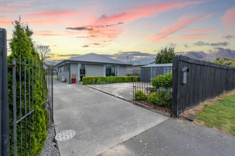 Photo of property in 27 Rookwood Avenue, New Brighton, Christchurch, 8083