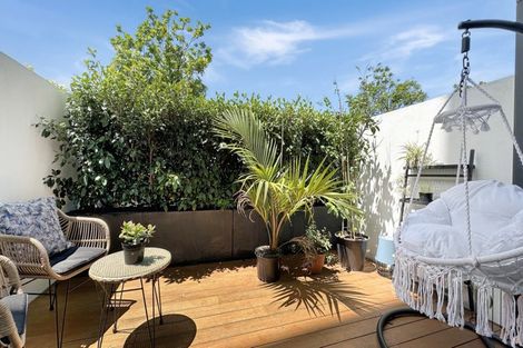 Photo of property in Frank Sargeson Apts, 6/74g Anzac Street, Takapuna, Auckland, 0622