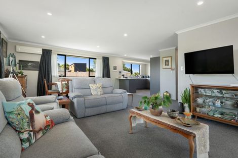 Photo of property in 1 Anatere Rise, Athenree, Katikati, 3177