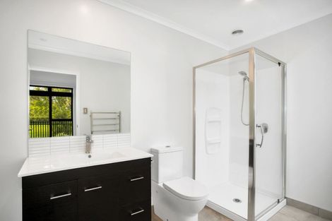 Photo of property in 4d Nohoanga Road, Karaka, Papakura, 2113