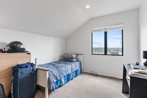 Photo of property in 3/64 Schnapper Rock Road, Schnapper Rock, Auckland, 0632