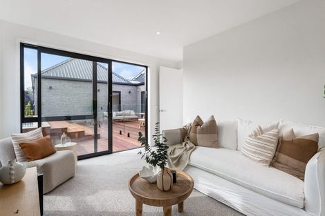 Photo of property in 21 William Gilbert Drive, Mangawhai, 0505