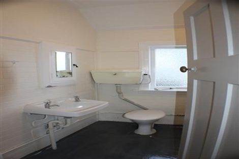 Photo of property in 107 Elizabeth Street, Mount Victoria, Wellington, 6011