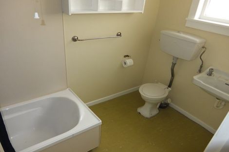 Photo of property in 285 Fitzherbert Avenue, West End, Palmerston North, 4410