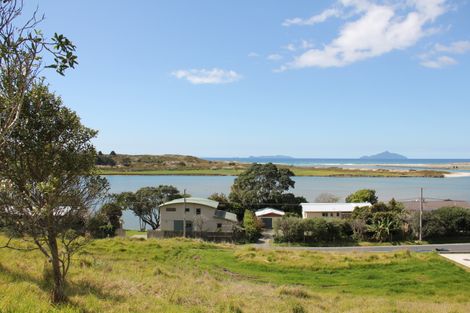 Photo of property in 286 Cove Road, Waipu, 0582