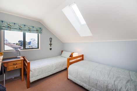 Photo of property in 25 Pirie Street, Palmerston North, 4410