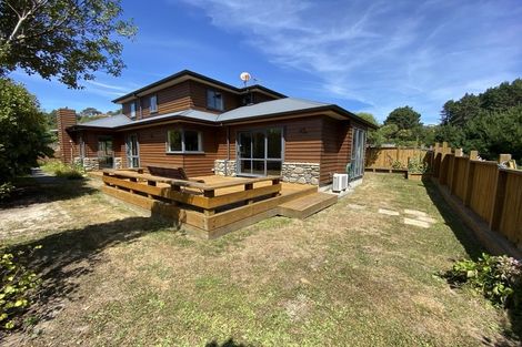 Photo of property in 53 Furlong Crescent, Churton Park, Wellington, 6037