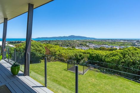 Photo of property in 7 Ocean Vista Lane, Paraparaumu, 5032