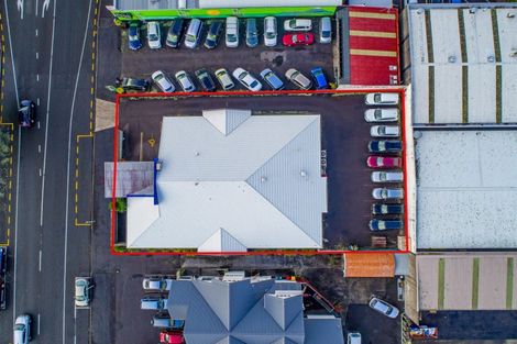 Photo of property in 330 Devon Street West, New Plymouth, 4310