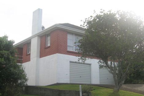 Photo of property in 17 Dowse Drive, Maungaraki, Lower Hutt, 5010
