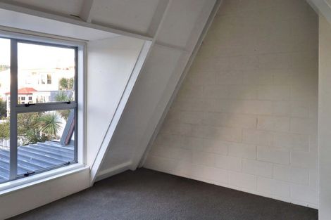 Photo of property in Sherwood Mews, 28v Bidwill Street, Mount Cook, Wellington, 6021