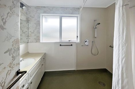 Photo of property in 4 Woodfield Avenue, Roslyn, Palmerston North, 4414