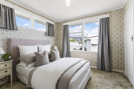 Photo of property in 11a David Street, Bayswater, Auckland, 0622