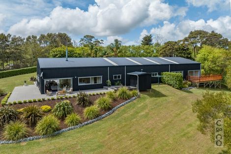 Photo of property in 69a Waikoukou Valley Road, Waimauku, 0882