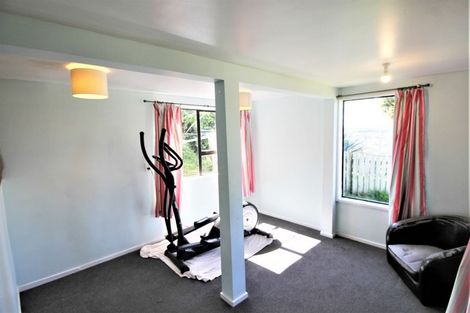 Photo of property in 68 Pikarere Street, Titahi Bay, Porirua, 5022