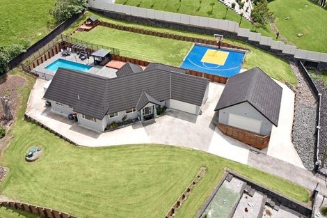 Photo of property in 168 Polo Prince Drive, Alfriston, Auckland, 2105