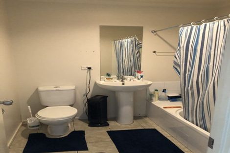 Photo of property in 6/4 Keeling Road, Henderson, Auckland, 0612