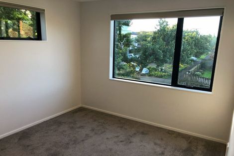 Photo of property in 26a Holland Avenue, Point England, Auckland, 1072