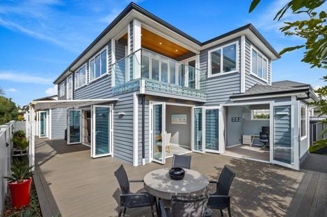 Photo of property in 24 Toanui Road, Hobsonville, Auckland, 0616