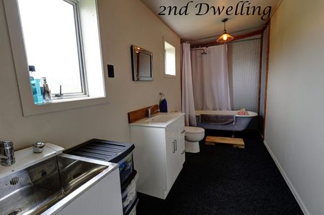 Photo of property in 172 Whakamara Road, Manutahi, Hawera, 4672