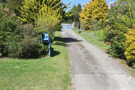 Photo of property in 18 Gosling Grove, Turangi, 3334