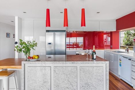 Photo of property in 100 The Esplanade, Raumati South, Paraparaumu, 5032