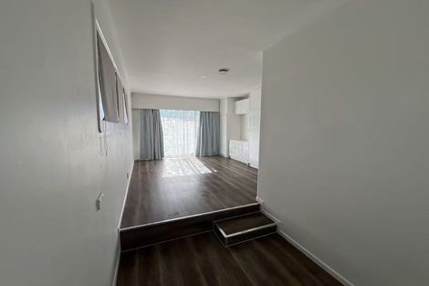 Photo of property in 11 Holden Place, Manukau, Auckland, 2025