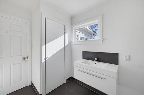 Photo of property in 131 Lemon Street, New Plymouth, 4312
