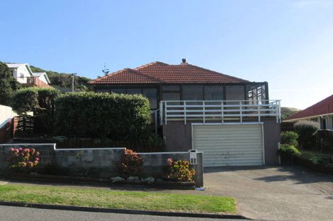 Photo of property in 111 Tireti Road, Titahi Bay, Porirua, 5022