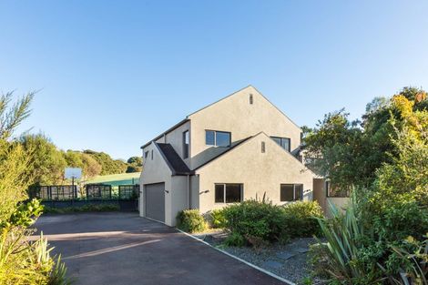 Photo of property in 8 Bowman Place, Whitby, Porirua, 5024
