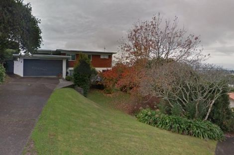 Photo of property in 2/2 Girrahween Drive, Totara Vale, Auckland, 0629