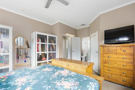 Photo of property in 123 Govett Avenue, Frankleigh Park, New Plymouth, 4310