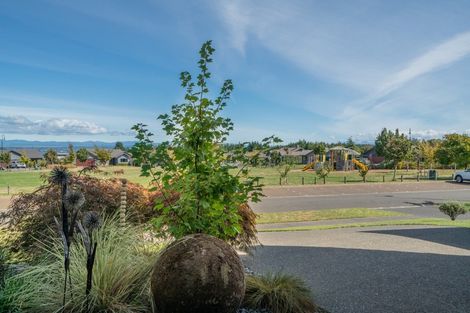 Photo of property in 32 The Circle, Nukuhau, Taupo, 3330