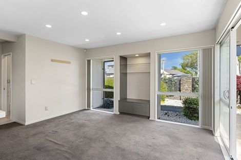 Photo of property in 1/5 Kennedys Bush Road, Halswell, Christchurch, 8025