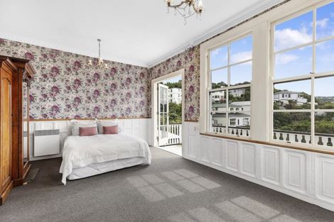 Photo of property in 18 Bidwill Street, Mount Cook, Wellington, 6021