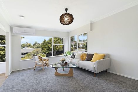 Photo of property in 60 Hilling Street, Titirangi, Auckland, 0604