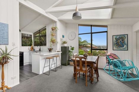 Photo of property in 6 Crownhill Street, Spotswood, New Plymouth, 4310