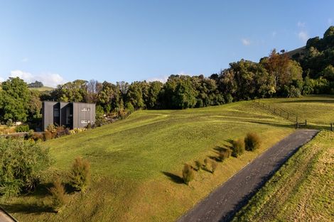 Photo of property in 10 Woodills Road, Akaroa, 7520