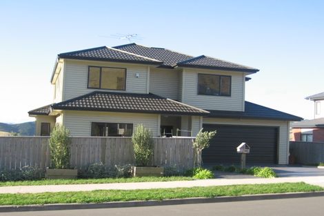 Photo of property in 47 Erlestoke Crescent, Churton Park, Wellington, 6037