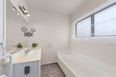 Photo of property in 31 Seddon Street, Wallaceville, Upper Hutt, 5018