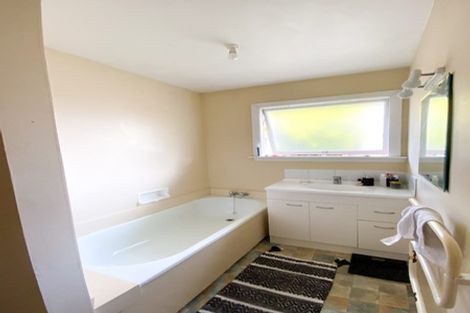 Photo of property in 1/164 Waimairi Road, Ilam, Christchurch, 8041